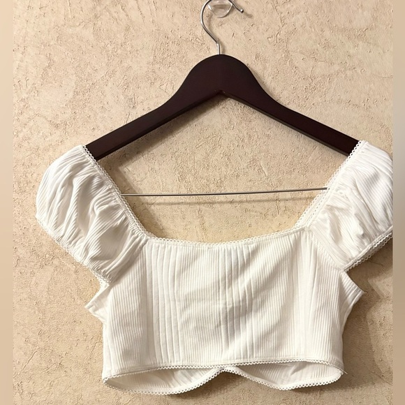 Forever 21 White Ruched Blouse - Picture 2 of 3